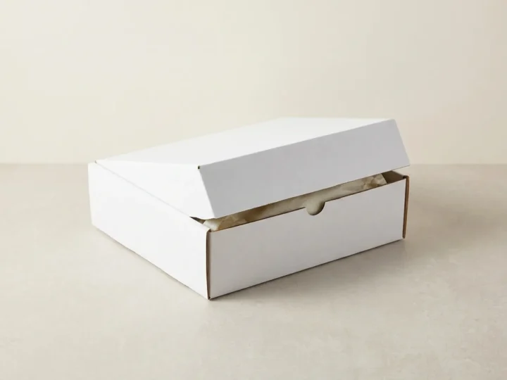 Custom e-commerce boxes