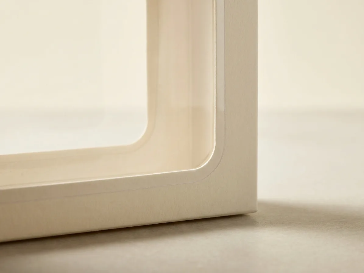 Custom window box, material and finishing detail